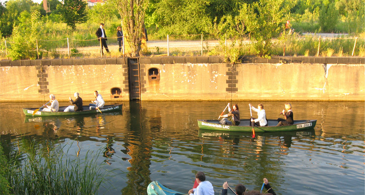 Wassersportler im Lindenauer Hafen