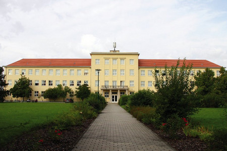 Außenansicht der Staatlichen Studienakademie Leipzig der Berufsakademie Leipzig