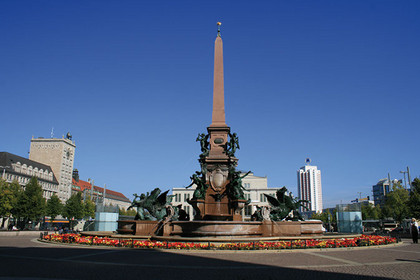 Mendebrunnen auf dem Augustusplatz