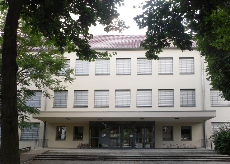 Gebäudeansicht Grundschule - Karl-Liebknecht-Schule
