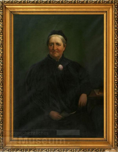 gerahmtes Ölporträt einer älteren Frau mit weißem Haar, schwarzer Haube und dunklem, langärmligem Kleid