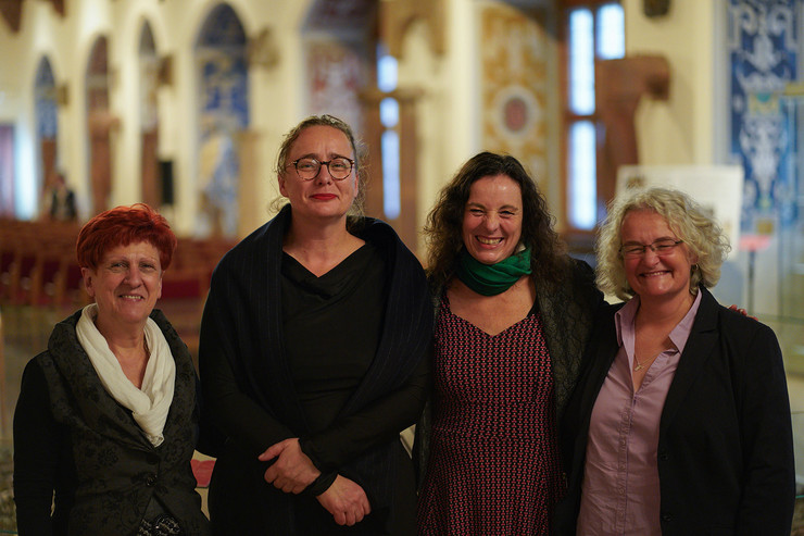 Gruppenbild mit Genka Lapön, Prof. Dr. Heide Glaesmer, Sybille Fezer und Susanne Hampe.