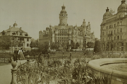 Historisches Foto des Neuen Rathauses