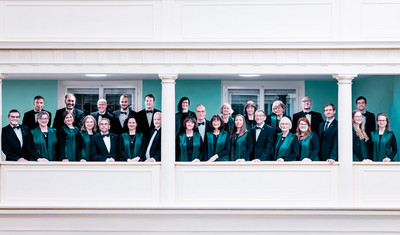 Chormitglieder des Leipziger Synagogalchors in Festgarderobe.