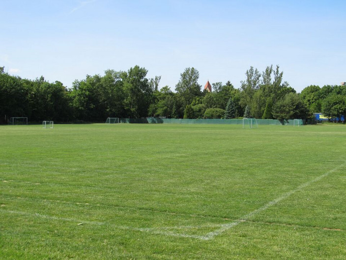 Fußballspielplatz Großfeld beim Bruno-Plache-Stadtion