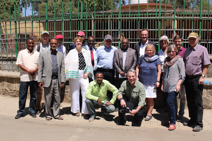 Gruppenfoto der Leipziger Delegation im Zoo von Addis Abeba