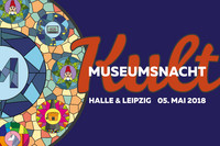 Das Logo der Museumsnacht mit dem Schriftzug "Kult" und angedeutetem Mosaik mit runden Fenstern - eins mit einem alten Telefon, eins mit Tonkassette, zwei mit Gartenzwerg und eins mit einem Einhorn