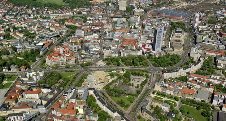 Luftaufnahme der Leipziger Innenstadt von Süden.