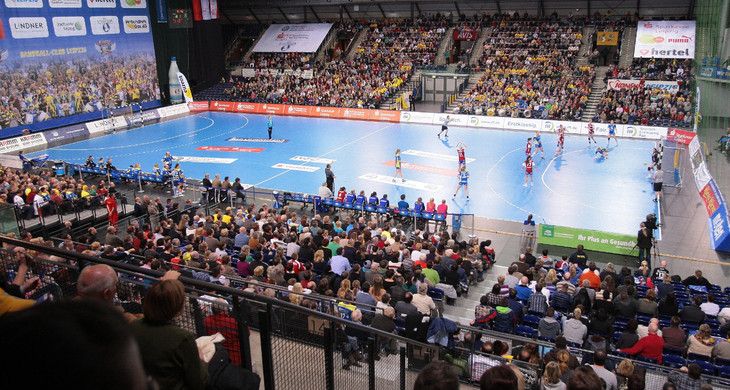 Turnhalle bei einem Handballspiel in der ARENA Leipzig