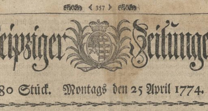 Schriftzug "Leipziger Zeitungen" in alter geschwungener Schrift mit mittig platziertem Stadtwappen