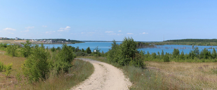 Panoramafoto des Zwenkauer Sees 2013 vom Ostufer aus