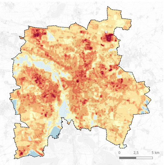 Kartenansicht der Stadt Leipzig zur Oberflächentemperatur mit blauen, gelben und roten Flächen,