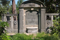 Historisches Grabmal auf dem Südfriedhof
