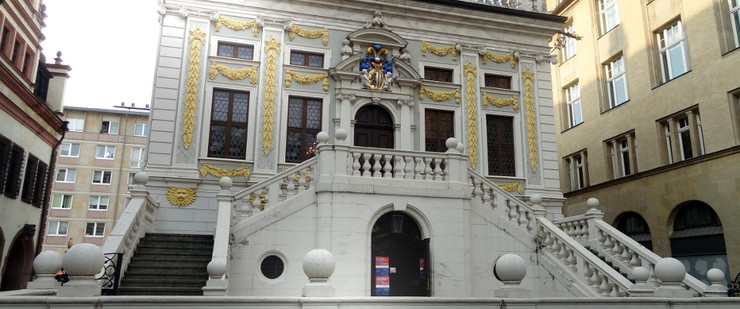 Blick auf die Fassade der Alten Handelsbörse