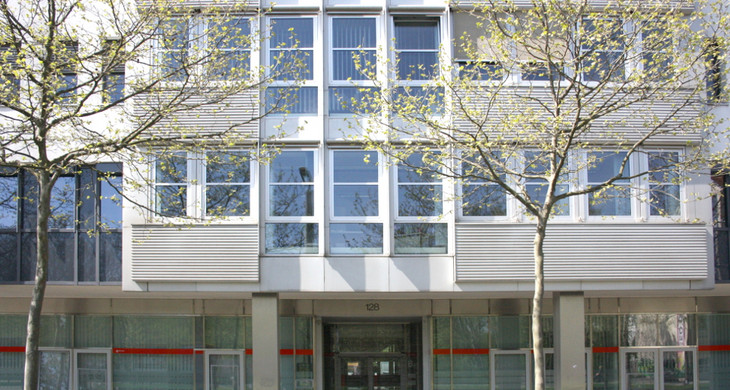 Foreigners´Authority, Technisches Rathaus, house B, ground floor, entrance Prager Straße 128 (B.I)